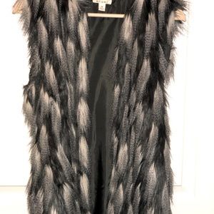 Cute ladies medium Vest